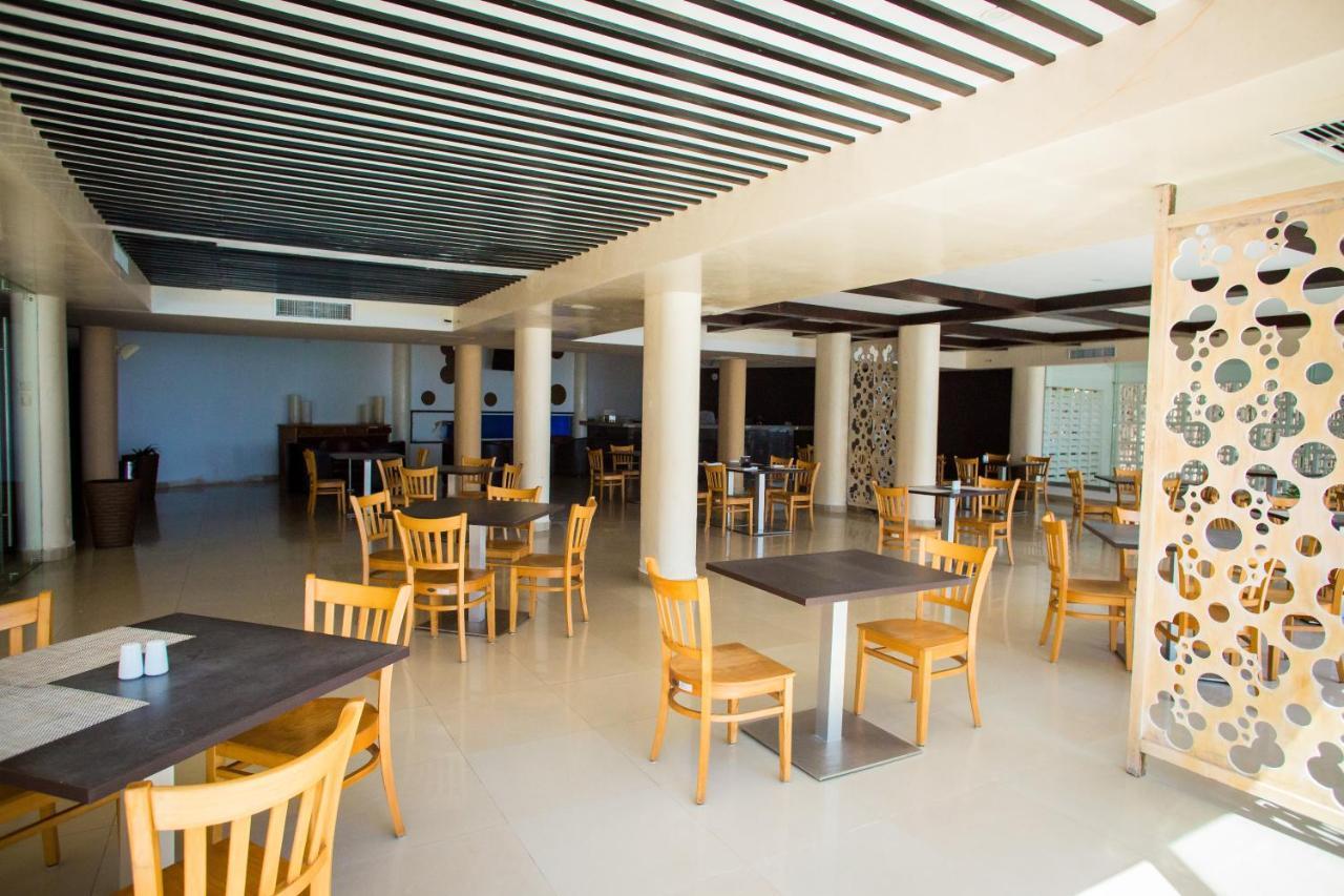 Le Reve By Mij - Beachfront Hotel (Adults Only) Playa del Carmen Exterior photo