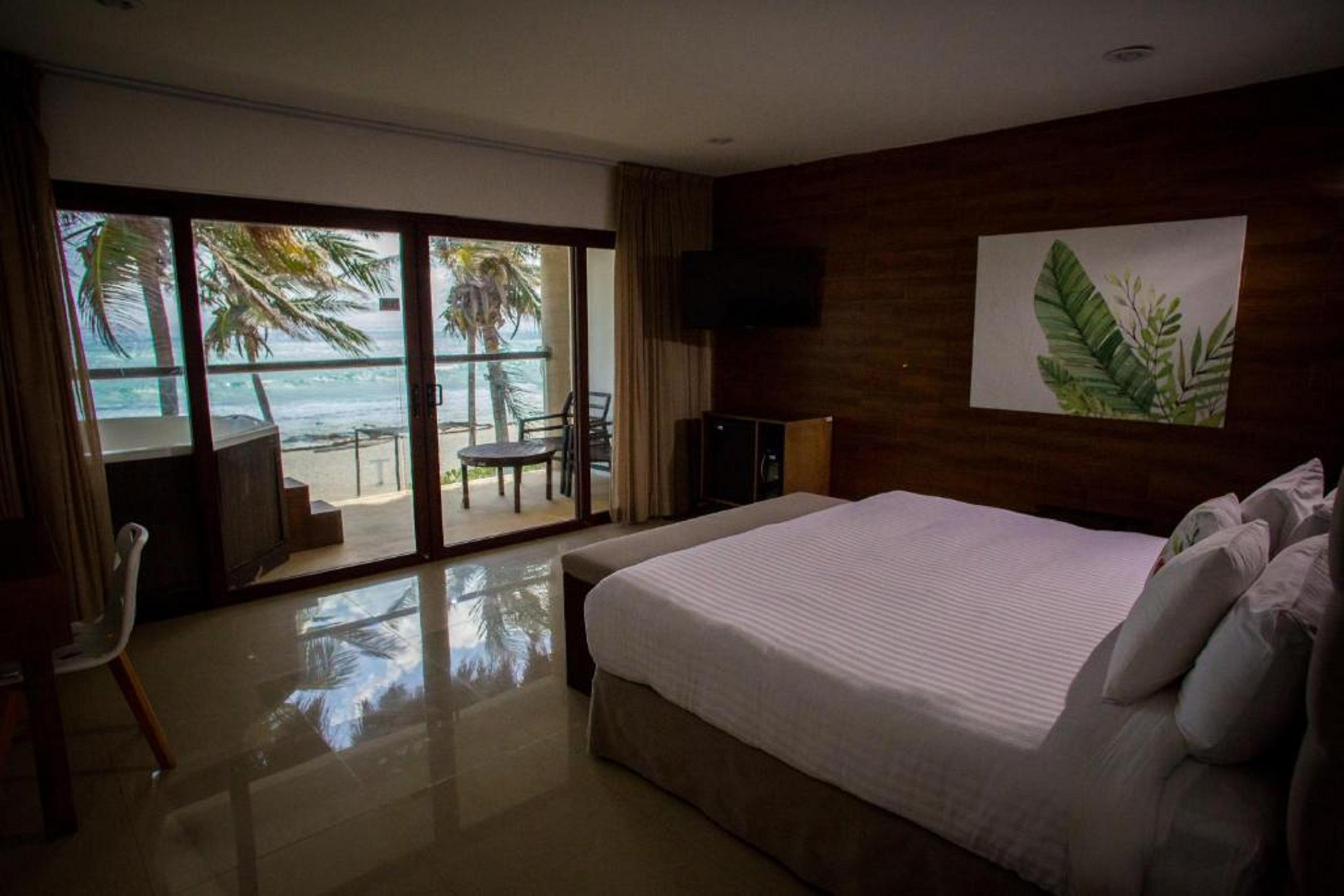 Le Reve By Mij - Beachfront Hotel (Adults Only) Playa del Carmen Exterior photo