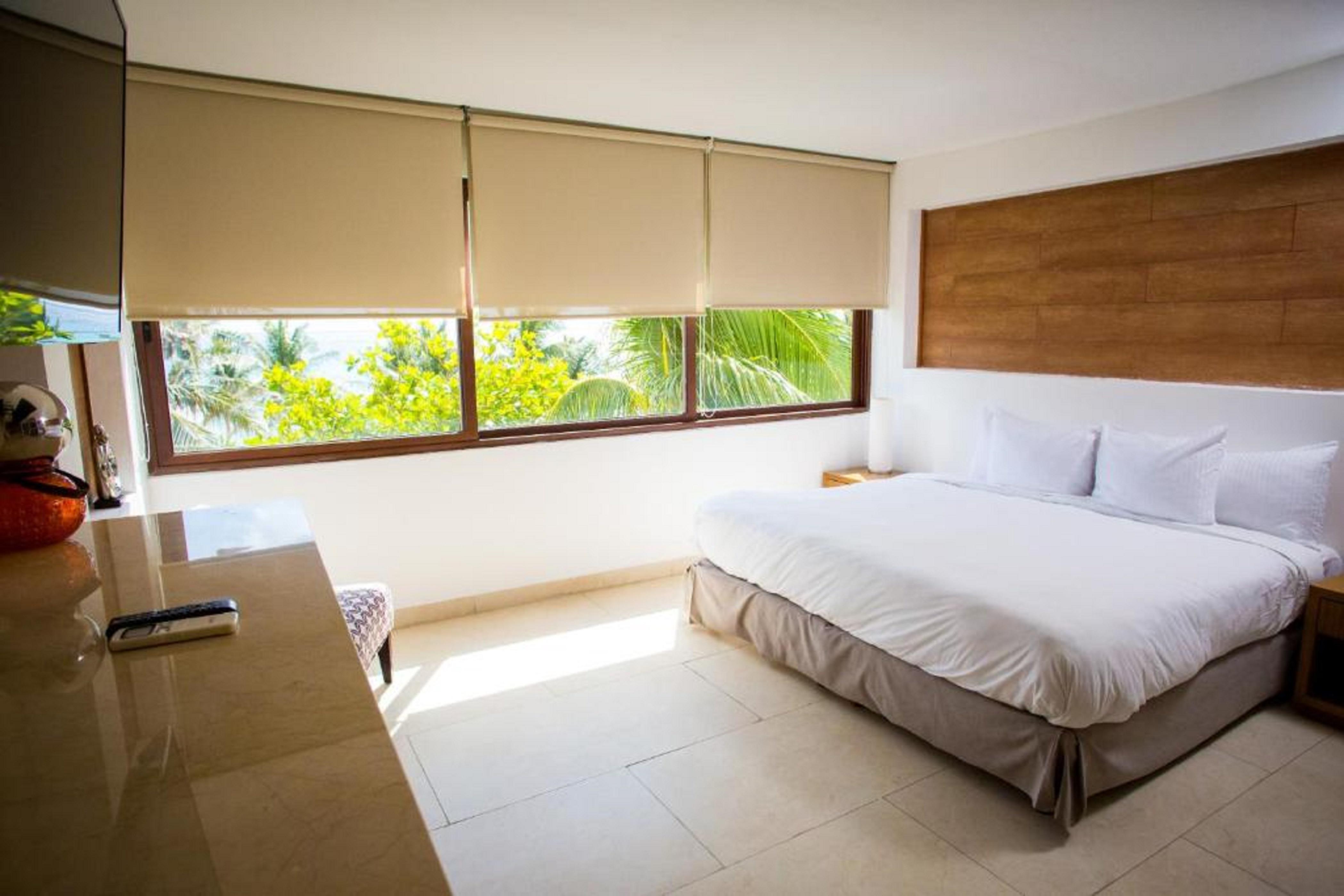 Le Reve By Mij - Beachfront Hotel (Adults Only) Playa del Carmen Exterior photo